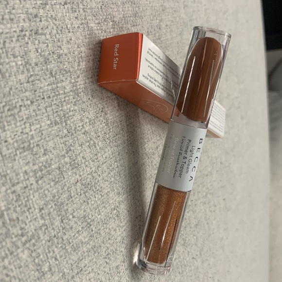 Becca light gleam (red star) - Picture 2 of 6